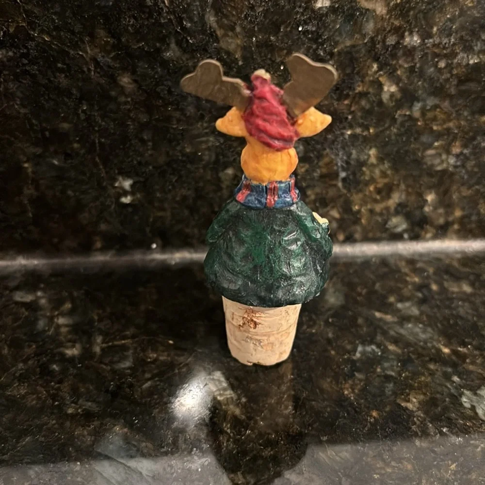 Reindeer on cork bottle stopper